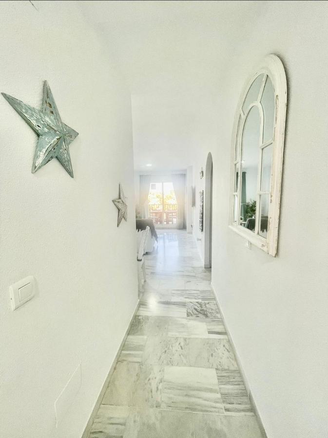 Two Bed, Two Bath Apartment With Sea Views - Angel De Miraflores Málaga Buitenkant foto