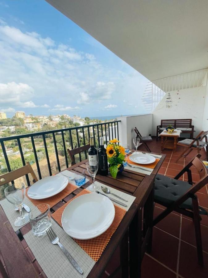Two Bed, Two Bath Apartment With Sea Views - Angel De Miraflores Málaga Buitenkant foto