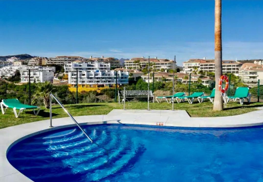 Two Bed, Two Bath Apartment With Sea Views - Angel De Miraflores Málaga Buitenkant foto